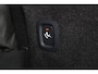 Volvo V90 T6 Recharge AWD Plus Dark - IntelliSafe Assist & Surround - Harman/Kardon audio - 360º Camera - Adaptieve LED koplampen - Verwarmde voorstoelen, stuur & achterbank - Parkeersensoren voor & achter - Elektr. bedienb. voorstoelen met geheugen - Extra getint glas - Elektr. inklapbare trekhaak - 19' LMV