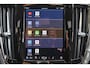 Volvo V90 T6 Recharge AWD Plus Dark - IntelliSafe Assist & Surround - Harman/Kardon audio - 360º Camera - Adaptieve LED koplampen - Verwarmde voorstoelen, stuur & achterbank - Parkeersensoren voor & achter - Elektr. bedienb. voorstoelen met geheugen - Extra getint glas - Elektr. inklapbare trekhaak - 19' LMV