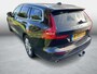 Volvo V60 2.0 B4 Momentum Business | Trekhaak | Lederen bekleding | Adaptive cruise control | Stoel- en stuurwielverwarming | Achteruitrijcamera | Navigatie | Parkeersensoren voor + achter | Draadloze telefoonlader |