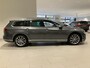 Volkswagen Passat Variant 1.4 TSI Highline Business R 125 PK | Automaat | Apple Carplay | R-Line | Trekhaak | Lederen Bekleding | Achteruitrijcamera | Panoramadak | Parkeersensoren | Navigatie | Bluetooth | Ergo-Active Voorstoelen | Stoelverwarming | Climate Control | Multifunctioneel Stuurwiel |