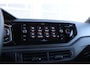 Volkswagen Taigo 1.0 TSI 115pk DSG R-Line Edition | App Connect | Stoelverwarming | Camera | 18" Velgen