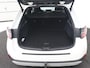 Toyota Corolla 1.8 Hybrid Trek | Stoelverwarming | Adaptive cruise | Trekhaak | Carplay | Camera | Keyless | Full LED | Navigatie | Climate control