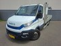 IVECO Daily 3.0I CNG Automaat 3-Pers. HIAB Laadkraan EURO 6 Navi Ecc Trekhaak Camera Blue power Alpine 2-Din Infotainment Sys. Bluetooth Opbergkasten Betonplex Vloer Compressed Natural Gas (CNG) EURO-6 375 35S14N Voertuig 1e Eigenaar Euro 6