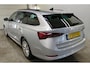 Skoda Octavia Combi 1.0 e-TSI DSG Business Edition Navigatie Panoramdak Keyless Carplay 17 Inch Velgen ACC Dab Led Koplampen Extra Getint Glas NL Auto