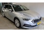 Skoda Octavia Combi 1.0 e-TSI DSG Business Edition Navigatie Panoramdak Keyless Carplay 17 Inch Velgen ACC Dab Led Koplampen Extra Getint Glas NL Auto