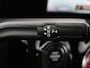Mercedes-Benz A-klasse 180d Business Solution AMG | Carplay | Stoelverwarming | Sfeerverlichting | Park Assist | Navigatie | Widescreen | Full LED | Camera