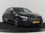 Mercedes-Benz A-klasse 180d Business Solution AMG | Carplay | Stoelverwarming | Sfeerverlichting | Park Assist | Navigatie | Widescreen | Full LED | Camera