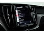 Volvo XC60 T6 Plug-in hybrid R-Design | Pano | Elek. Trekhaak | H&K | Pilot Assist | CarPlay | Navi | Stoel- Stuurverw.