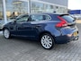 Volvo V40 2.0 D4 Summum Business 50% deal 5.475,- ACTIE Polestar Performance / Leder / Memory / Stoelverwarming / Trekhaak