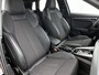 Audi A3 Sportback 35 TFSI S edition 150 PK | S-Line | Automaat | Navigatie | Camera | Parkeersensoren achter | Apple Carplay | Android Auto | Audi Virtual Cockpit | LED koplamen | Lichtmetalen velgen |