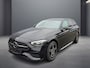 Mercedes-Benz C-klasse Estate 300e AMG Line ** DIGI LED, NAVI, LEDER, PANORAMA, MEMORY, STOEL AIRCO, ACC ** Slechts 16.873km. - UNFALLFREI ** ** INFORMEER OOK NAAR ONZE AANTREKKELIJKE FINANCIAL-LEASE TARIEVEN **