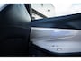 Lynk & Co 08 345PK More | Matte Aluminium Wrap | 200km Hybride | Stoelmassage, Verwarming en Ventilatie | Panoramadak | Matrix LED | Harman Kardon | 360° Camera | Getint glas | Bestuurdersstoel met geheugen | Sfeerverlichting | Apple Carplay, Dodehoekassistent | Adaptive Cruise Contol
