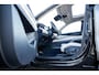 Lynk & Co 08 345PK More | Matte Aluminium Wrap | 200km Hybride | Stoelmassage, Verwarming en Ventilatie | Panoramadak | Matrix LED | Harman Kardon | 360° Camera | Getint glas | Bestuurdersstoel met geheugen | Sfeerverlichting | Apple Carplay, Dodehoekassistent | Adaptive Cruise Contol