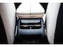 Lynk & Co 08 345PK More | Matte Aluminium Wrap | 200km Hybride | Stoelmassage, Verwarming en Ventilatie | Panoramadak | Matrix LED | Harman Kardon | 360° Camera | Getint glas | Bestuurdersstoel met geheugen | Sfeerverlichting | Apple Carplay, Dodehoekassistent | Adaptive Cruise Contol
