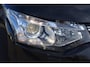 Mitsubishi Outlander 2.0 PHEV Instyle | Stoelverwarming | Trekhaak | Camera | All Season |