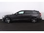 Volvo V60 T6 Recharge AWD Plus Dark - IntelliSafe Assist & Surround - 360º Camera - Harman/Kardon audio - Adaptieve LED koplampen - Verwarmde voorstoelen, stuur & achterbank - Parkeersensoren voor & achter - Elektr. bedienb. voorstoelen met geheugen - Extra getint glas - Elektr. inklapbare trekhaak - 18' LMV