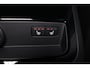 Volvo V60 T6 Recharge AWD Plus Dark - IntelliSafe Assist & Surround - 360º Camera - Harman/Kardon audio - Adaptieve LED koplampen - Verwarmde voorstoelen, stuur & achterbank - Parkeersensoren voor & achter - Elektr. bedienb. voorstoelen met geheugen - Extra getint glas - Elektr. inklapbare trekhaak - 18' LMV