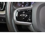 Volvo V60 T8 Recharge AWD Inscription - Panorama/schuifdak - IntelliSafe Assist & Surround - 360º Camera - Verwarmde voorstoelen - Parkeersensoren achter - Head up display - Draadloze tel. lader - Extra getint glas - 18' LMV