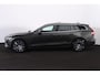 Volvo V60 T8 Recharge AWD Inscription - Panorama/schuifdak - IntelliSafe Assist & Surround - 360º Camera - Verwarmde voorstoelen - Parkeersensoren achter - Head up display - Draadloze tel. lader - Extra getint glas - 18' LMV