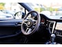 Porsche Macan 2.0 | Suede stuurwiel | Pano | Stuurwiel verwarming | Bose | Luchtvering | Dealer onderhouden |