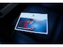 Porsche Macan 2.0 | Suede stuurwiel | Pano | Stuurwiel verwarming | Bose | Luchtvering | Dealer onderhouden |