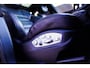 Porsche Macan 2.0 | Suede stuurwiel | Pano | Stuurwiel verwarming | Bose | Luchtvering | Dealer onderhouden |
