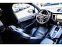 Porsche Macan 2.0 | Suede stuurwiel | Pano | Stuurwiel verwarming | Bose | Luchtvering | Dealer onderhouden |
