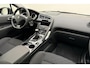 Peugeot 3008 1.2 PureTech Style 130 PK | Handgeschakeld | Trekhaak | Panorama dak | Navigatie | Cruise Control | 1500 KG Trekgewicht | 1e eigenaar