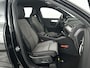 Volvo XC40 B4 Plus Dark | Parkeercamera | Stoel- en Stuurverwarming | Harman Kardon | Trekhaak
