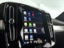 Volvo XC40 B4 Plus Dark | Parkeercamera | Stoel- en Stuurverwarming | Harman Kardon | Trekhaak