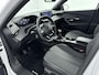 Peugeot 2008 1.2 PureTech 100 Allure | Lichtmetalen velgen | Navigatie | Climate control | Achterruitrijcamera |