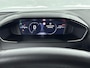 Peugeot 2008 1.2 PureTech 100 Allure | Lichtmetalen velgen | Navigatie | Climate control | Achterruitrijcamera |