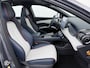BYD Atto 3 ACCU 60kWh Design Pano-dak Leer+Elektr.Verst. Warmtepomp Adaptieve Cruise 360°Camera Apple Carplay Android Auto Elektr.Achterklep Design Verkeersbord detectie WiFi DAB Led Rijstrooksensor Keyless Smartphone Entry Fabrieksgarantie tot 14-12-2030/150.000km Garantie op de LFP Accu tot 14-12-2030/200.000km €44.000,- Nieuw!