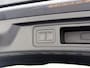 BYD Atto 3 ACCU 60kWh Design Pano-dak Leer+Elektr.Verst. Warmtepomp Adaptieve Cruise 360°Camera Apple Carplay Android Auto Elektr.Achterklep Design Verkeersbord detectie WiFi DAB Led Rijstrooksensor Keyless Smartphone Entry Fabrieksgarantie tot 14-12-2030/150.000km Garantie op de LFP Accu tot 14-12-2030/200.000km €44.000,- Nieuw!