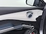 BYD Atto 3 ACCU 60kWh Design Pano-dak Leer+Elektr.Verst. Warmtepomp Adaptieve Cruise 360°Camera Apple Carplay Android Auto Elektr.Achterklep Design Verkeersbord detectie WiFi DAB Led Rijstrooksensor Keyless Smartphone Entry Fabrieksgarantie tot 14-12-2030/150.000km Garantie op de LFP Accu tot 14-12-2030/200.000km €44.000,- Nieuw!