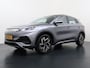 BYD Atto 3 ACCU 60kWh Design Pano-dak Leer+Elektr.Verst. Warmtepomp Adaptieve Cruise 360°Camera Apple Carplay Android Auto Elektr.Achterklep Design Verkeersbord detectie WiFi DAB Led Rijstrooksensor Keyless Smartphone Entry Fabrieksgarantie tot 14-12-2030/150.000km Garantie op de LFP Accu tot 14-12-2030/200.000km €44.000,- Nieuw!