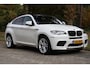 BMW X6 4.4i M In consignatie, Youngtimer, Glasdak elektrisch, Head Up, Elektrische memorystoelen, Cruise Control, Stoelverwarming, Lichtpakket, Xenon, Adaptieve koplampen, Achteruitrijcamera en top view, etc.