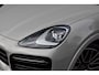Porsche Cayenne Coupé 3.0 E-Hybrid 462pk SportDesign | Pano | 22'' Wielen | ACC | Softclose | Bose | Stoelventilatie | Head-Up | 360 Camera |