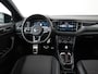 Volkswagen T-Roc 1.5 TSI Sport DSG | Panoramadak | Trekhaak | Adaptieve Cruise | Elek. Achterklep | Zondag Open!