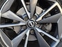 Nissan Qashqai 1.3 MHEV Xtronic Tekna Plus Automaat / HUD / Panoramadak / Allseason banden / Trekgewicht 1800 kg / Elektrische achterklep / Stoel met massage functie / Rondomzicht camera / Stuur-, Stoel en Voorruit verwarming / Bose Audio Systeem /