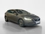 Volvo V40 2.0 T3 Dynamic Edition |LED koplampen|Trekhaak|Stoelverwarming|12 maanden Bovag Garantie| Nieuwe APK|