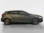 Volvo V40 2.0 T3 Dynamic Edition |LED koplampen|Trekhaak|Stoelverwarming|12 maanden Bovag Garantie| Nieuwe APK|