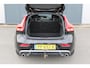 Volvo V40 2.0 D2 Inscription, R-Design, Trekhaak, Leder/Alcantara, Parkeersensor achter, Regensensor, Navigatie