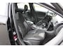 Volvo V40 2.0 D2 Inscription, R-Design, Trekhaak, Leder/Alcantara, Parkeersensor achter, Regensensor, Navigatie