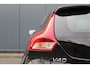 Volvo V40 2.0 D2 Inscription, R-Design, Trekhaak, Leder/Alcantara, Parkeersensor achter, Regensensor, Navigatie