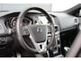 Volvo V40 2.0 D2 Inscription, R-Design, Trekhaak, Leder/Alcantara, Parkeersensor achter, Regensensor, Navigatie
