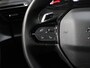 Peugeot 2008 1.2 130PK Active Pack | AUTOMAAT | AppleCarPlay/AndroidAuto | Armsteun | Climate Control | Cruise Control | FULL LED | LMV | Parkeersensoren | Isofix | Afneembare Trekhaak |