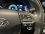 Hyundai Kona Electric EV Premium 64 kWh|FACELIFT|3-FASE|DAKJE|LEDER|ACC|STOELVERW./VENT|HEAD-UP|CAMERA|CARPLAY|NAP|INCL. BTW|1e EIG.|NL AUT