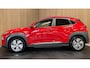 Hyundai Kona Electric EV Premium 64 kWh|FACELIFT|3-FASE|DAKJE|LEDER|ACC|STOELVERW./VENT|HEAD-UP|CAMERA|CARPLAY|NAP|INCL. BTW|1e EIG.|NL AUT