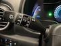 Hyundai Kona Electric EV Premium 64 kWh|FACELIFT|3-FASE|DAKJE|LEDER|ACC|STOELVERW./VENT|HEAD-UP|CAMERA|CARPLAY|NAP|INCL. BTW|1e EIG.|NL AUT
